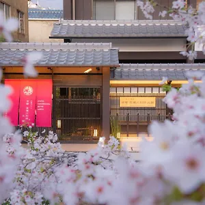 Ryokan (tradycyjny japoński pensjonat lub zajazd) Takasegawa Bettei