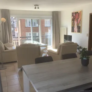 Ruim Zonnig Op 50m Belgique