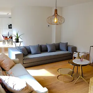 Modern In The Heart Of Belgique