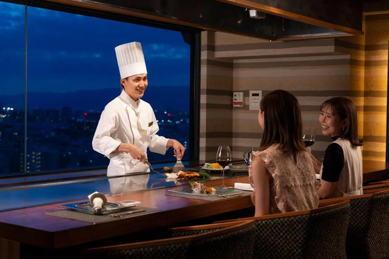 Hotel Plaza Osaka
