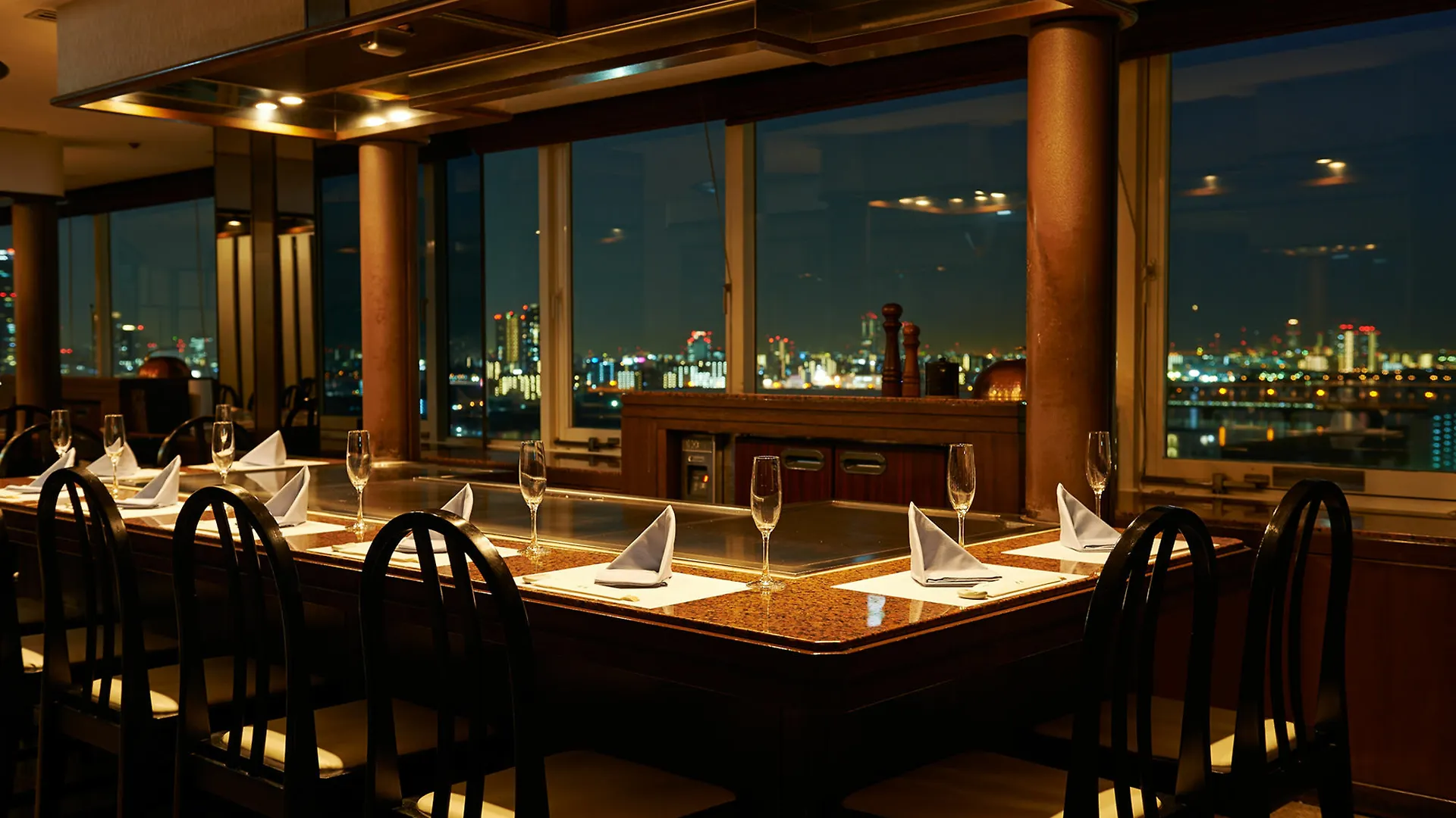 Hotel Plaza Osaka 4*,  Japan