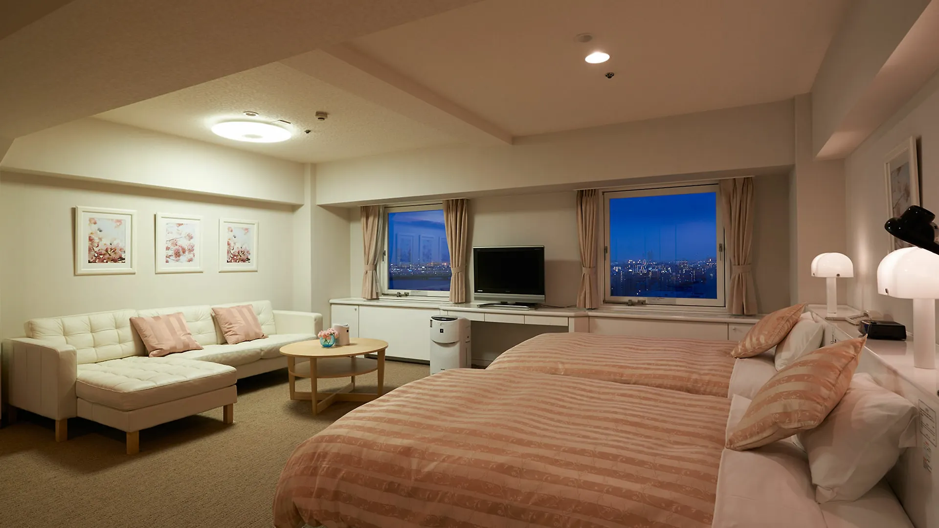 Hotel Plaza Osaka