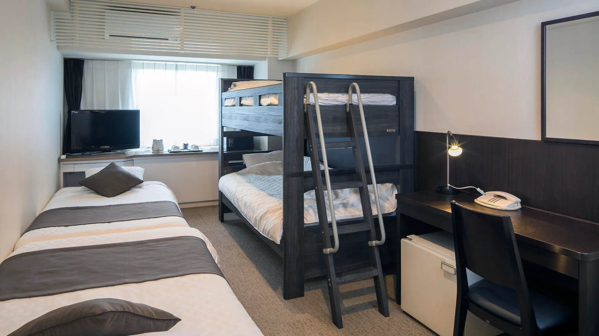 Hotel Plaza Osaka 4*,  Giappone