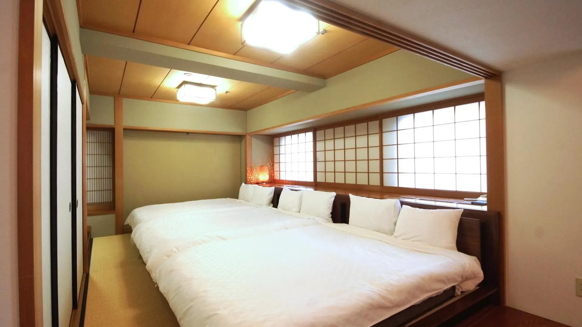 Hotel Plaza Osaka